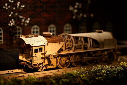 公式 Ugears ユーギアーズ 蒸気機関車 V Express Steam Train With Tender V Expres 知育 木材パズル 3d 工作キット 木製 模型 キット ウッドパズル機関車 つくるんです 日本正規販売代理店 achc Org