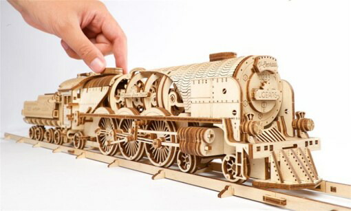 公式 Ugears ユーギアーズ 蒸気機関車 V Express Steam Train With Tender V Expres 知育 木材パズル 3d 工作キット 木製 模型 キット ウッドパズル機関車 つくるんです 日本正規販売代理店 achc Org