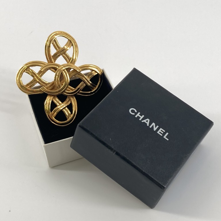 【8%OFFクーポン配布中】【中古】CHANEL（シャネル）　ココマーク　96・P　ブローチ　ゴールド｜U-GLAM（ユーグラム）
