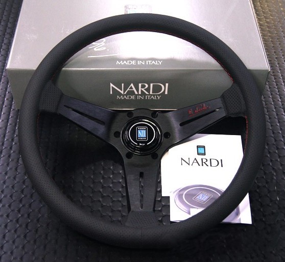 ナルディ ディープコーン 340 パンチングレザー ブルースティッチ 限定品 ナルディ ディープコーン 340 パンチングレザー ブルースティッチ 限定品