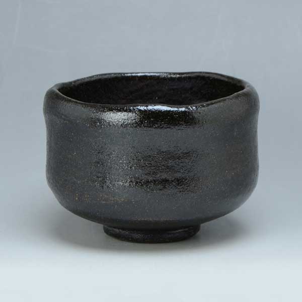 特集京焼・清水焼　馬盥茶碗　黒(くろらく)　松　TSK579　陶器 湯呑み、カップ