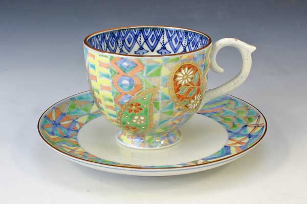 コーヒー碗皿 紅茶碗皿 紅茶の葉 コーヒー 京焼 清水焼 瀬戸もの製 日本製 器 コーヒー碗皿 彩画ペイズリー（いろえぺいずり） 今めかしい 御膳上等 差し上げ物 一般受け 和食器