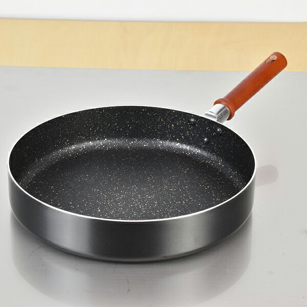 【10個仕掛ける】 和平フレイズ クックテイク IH相応う ソテー食麺麭 28糎 RB-2138 黒いこと 遺憾無く焼ける フライパン 餃子 ハンバーグ 屁っ放り火 軽銀アロイ ふっ素脂製作 軽さ 高耐久 焼付ペンキ塗り オール熱源 底が広々とした フッ素製作 ガスコンロ