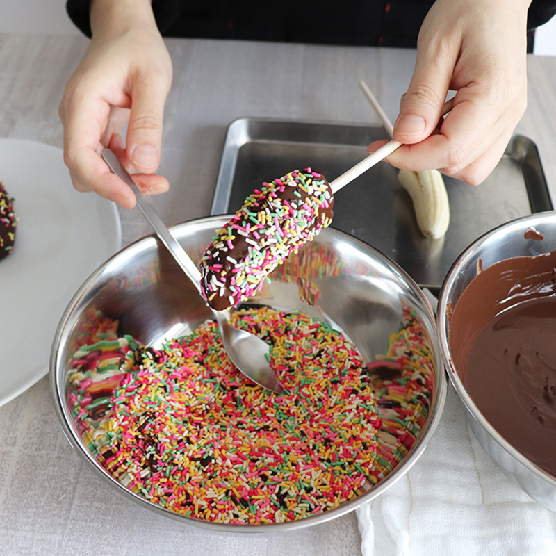 楽天市場 チョコバナナ 用チョコレート ウルトラミックス 早くキレイに固まるチョコレートでチョコバナナ100本作れるセット 棒 ミックスチョコ付 夏期クール チョコバナナ お祭り 学園祭 夏祭り 文化祭 保護者会 屋台 簡単 キット ウルトラミックス