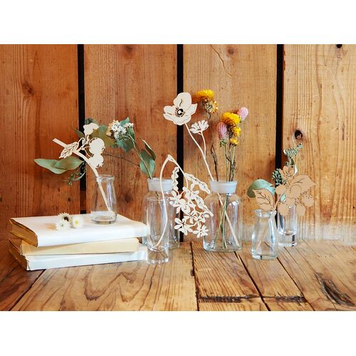 市場 北欧 リトアニアから届いた バルト三国 草花スティック 木のオーナメント 市場 北欧 リトアニアから届いた バルト三国 草花スティック 木のオーナメント