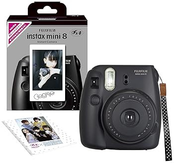 【中古】FUJIFILM インスタント写真機 チェキ instax mini 8 純然たるハンドストラップ付き添い人 黒いこと INS MINI 8 BLACK N
