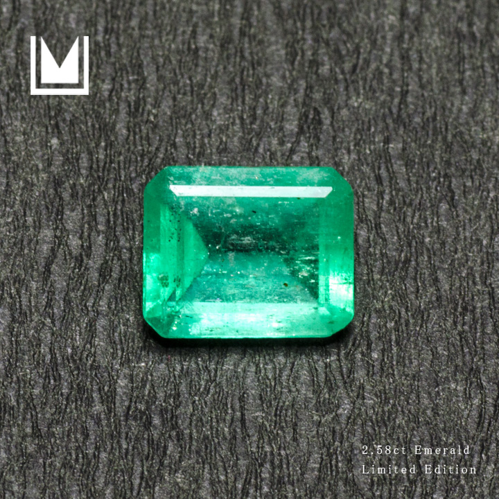 ☆日本の職人技☆ ルース 天然石 エメラルド 2.58ct hirota.com.br