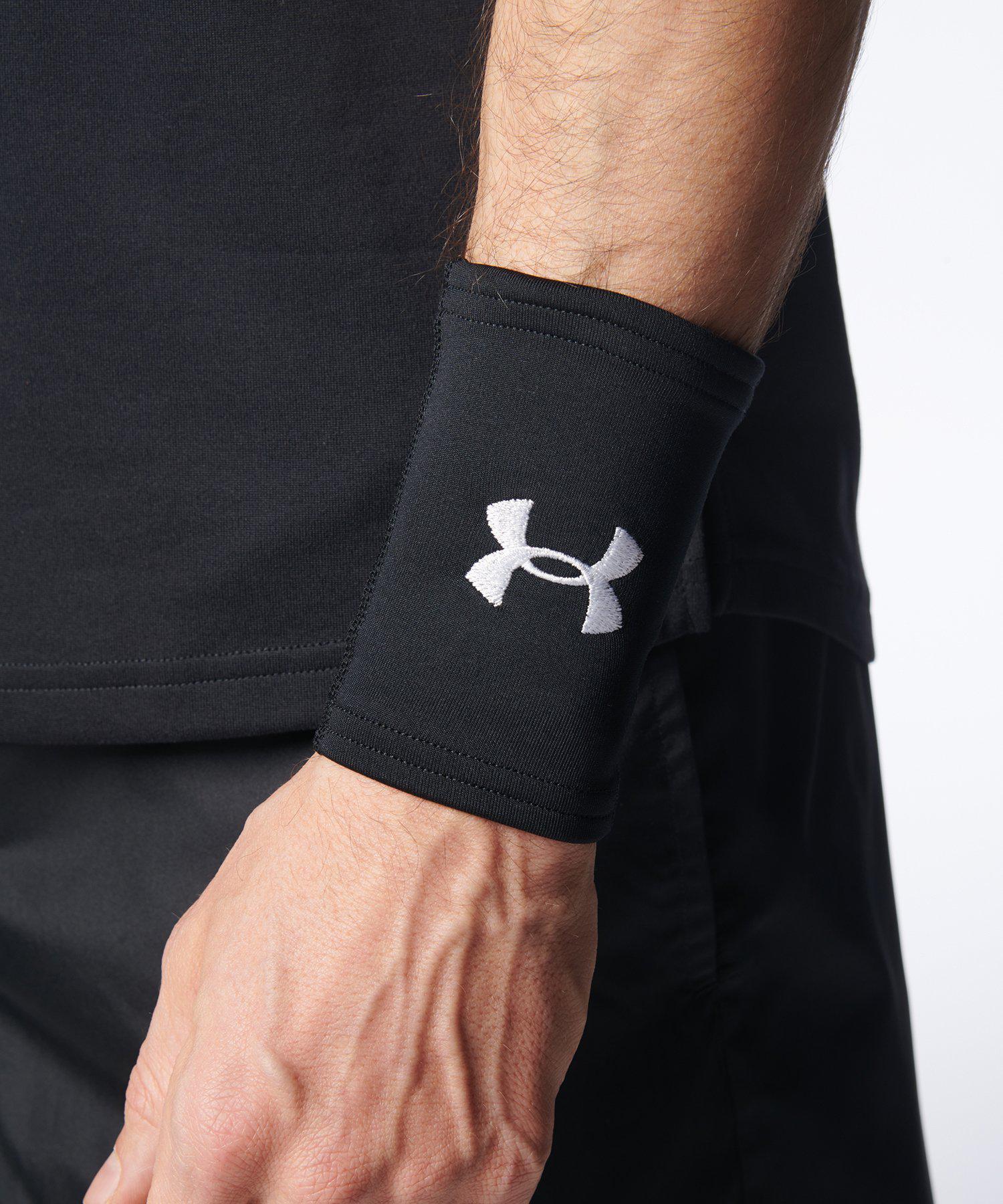 セール価格 公式 アンダーアーマー UNDER ARMOUR UA ユニセックス トレーニング リストバンド ストライプトパフォーマンス  テリー リストバンド メンズ レディース キッズ 刺繍 ロゴ 吸汗速乾 アウトドア ランニング スポーツ ジム 運動 部活 1373119 ...