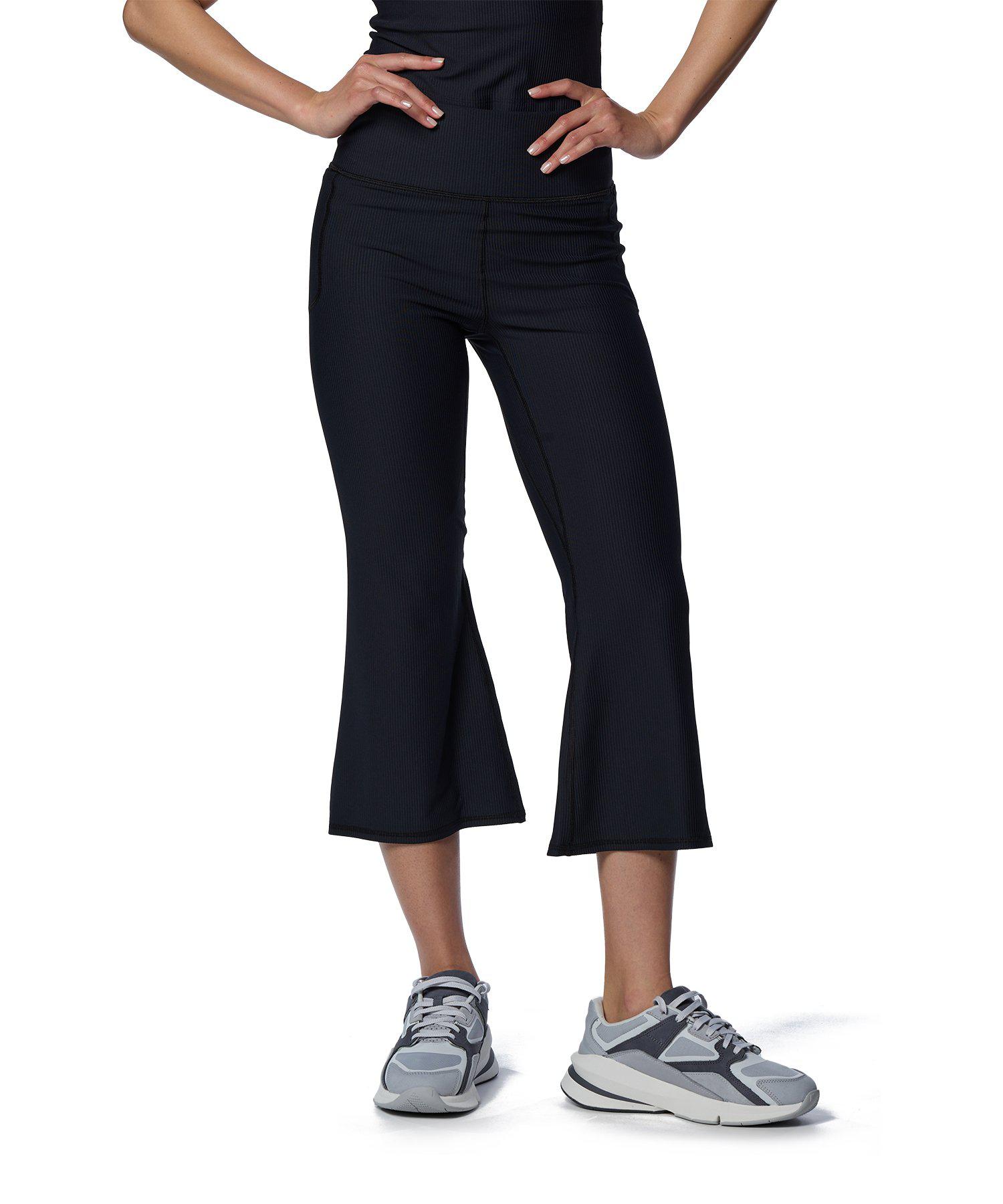 公式 アンダーアーマー UNDER ARMOUR UA UAメリディアン リブ クロップ フレアパンツ（トレーニング/WOMEN） 1384007
