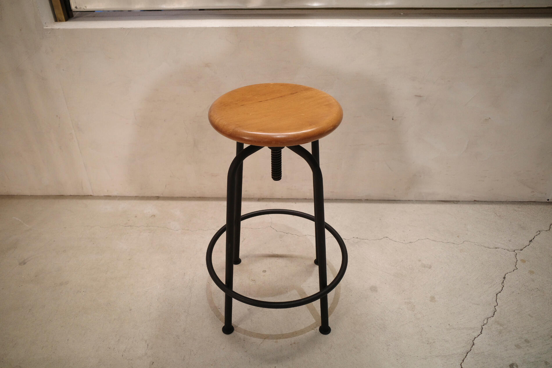 楽天市場】新品 未使用品 Cream/クリーム QUON/クオン スツール