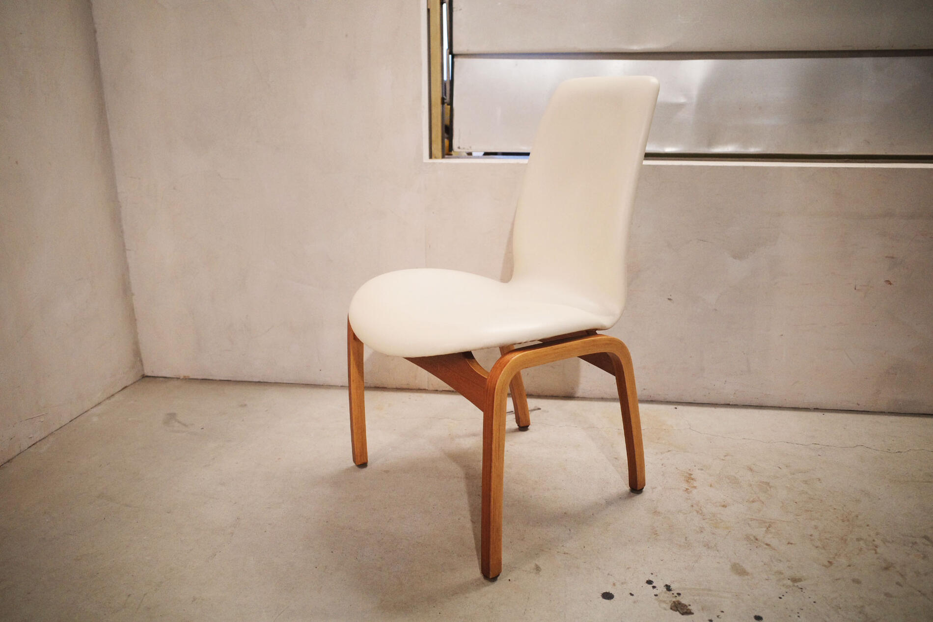 楽天市場】天童木工 6万 「インパラ/Impala」ダイニングチェア 佐々木