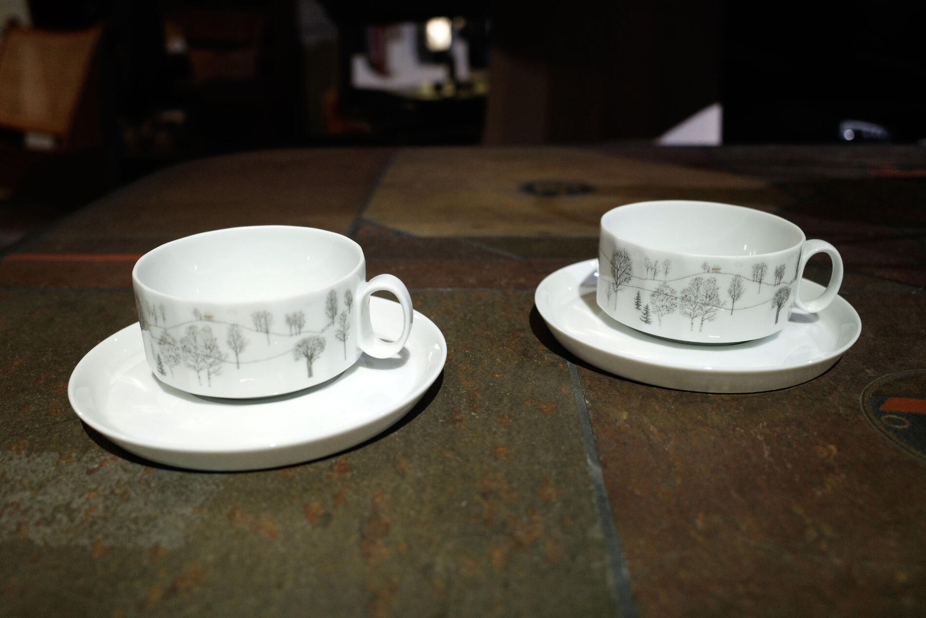 未当て嵌める品 箱無 Vintage/ヴィテージ Tapio Wirkkala design/タピオ ヴィルカラ 青写真 紅茶優勝杯\u0026平円盤 2客仕掛ける Rosenthal/ローゼンタール社 Winterreiseつづき物 Studio Line Polygon Rut Bryk 冬の旅 瀬戸もの 北欧雑貨 北欧調度品 フィンランド 食器 美品【中古】