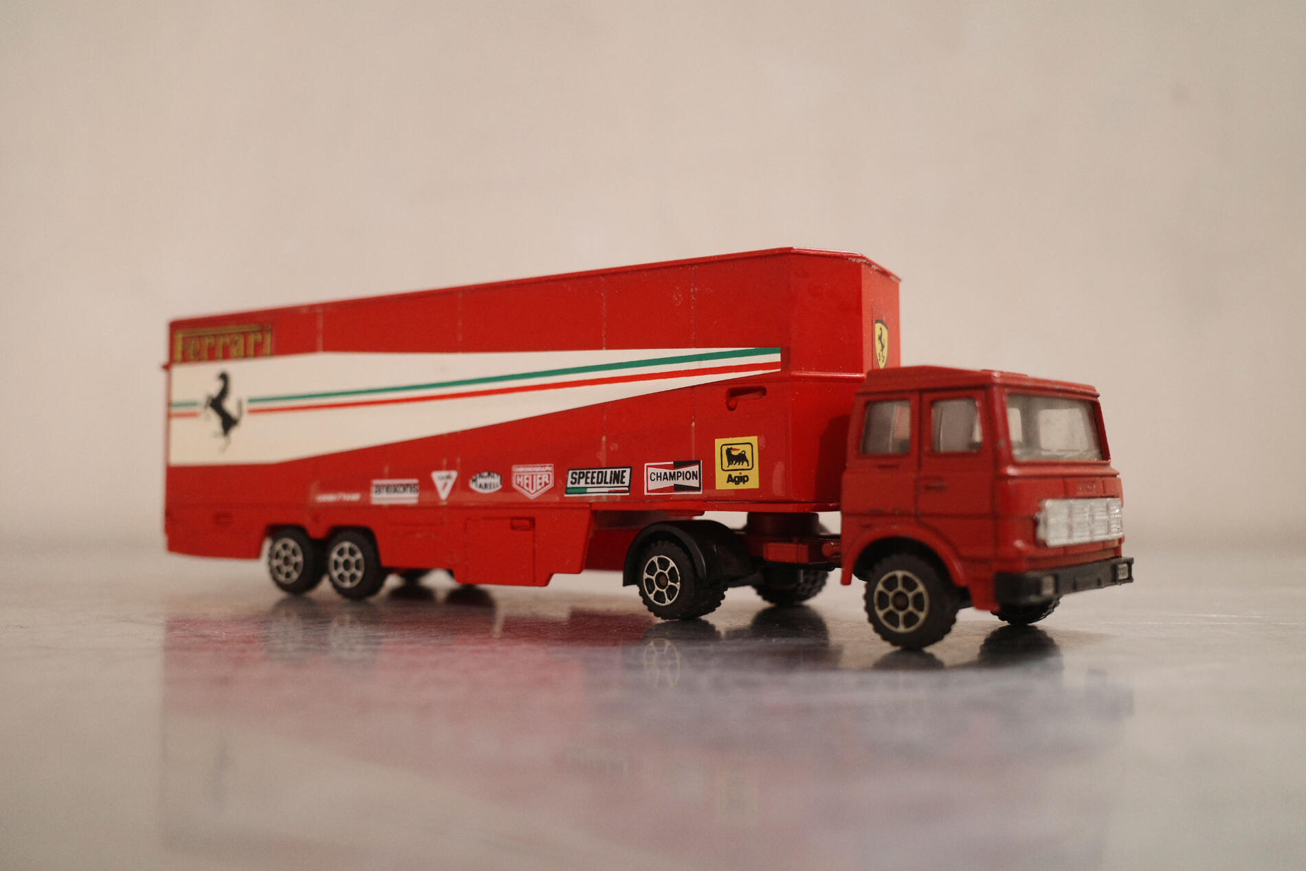 Vintage/ヴィンテージ Polistil/ポリスティル made in ITALY/イタリア製 RJ101 1/60 Ferrari/フェラーリ レーシングカーを運ぶトランスポーター トラック TOY/トイ 廃盤希少品 ミニカー クラシックカー 車 ミニチュア オブジェ 飾り物 小物 Antique/アンティーク 002【中古】｜アンダーグラウンド