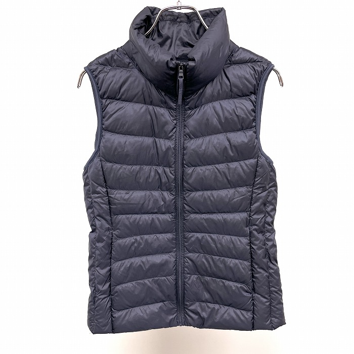 中古　UNIQLO コントワーデコトニエダウンベスト bs00660.jpg