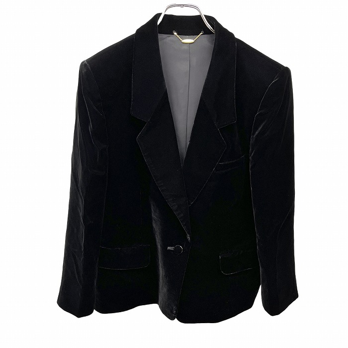【中古】[印象A] HASEGAWA VELVET テーラードジャケット レディース 13A2 XL ブラック 黒 レーヨン100% 内ポケット無し ノーベント 肩パッドの厚さは約3cm 袖丈が短め ベルベット 無地 総裏地 1つボタン 肩パッド入り｜Undo Rowa 店