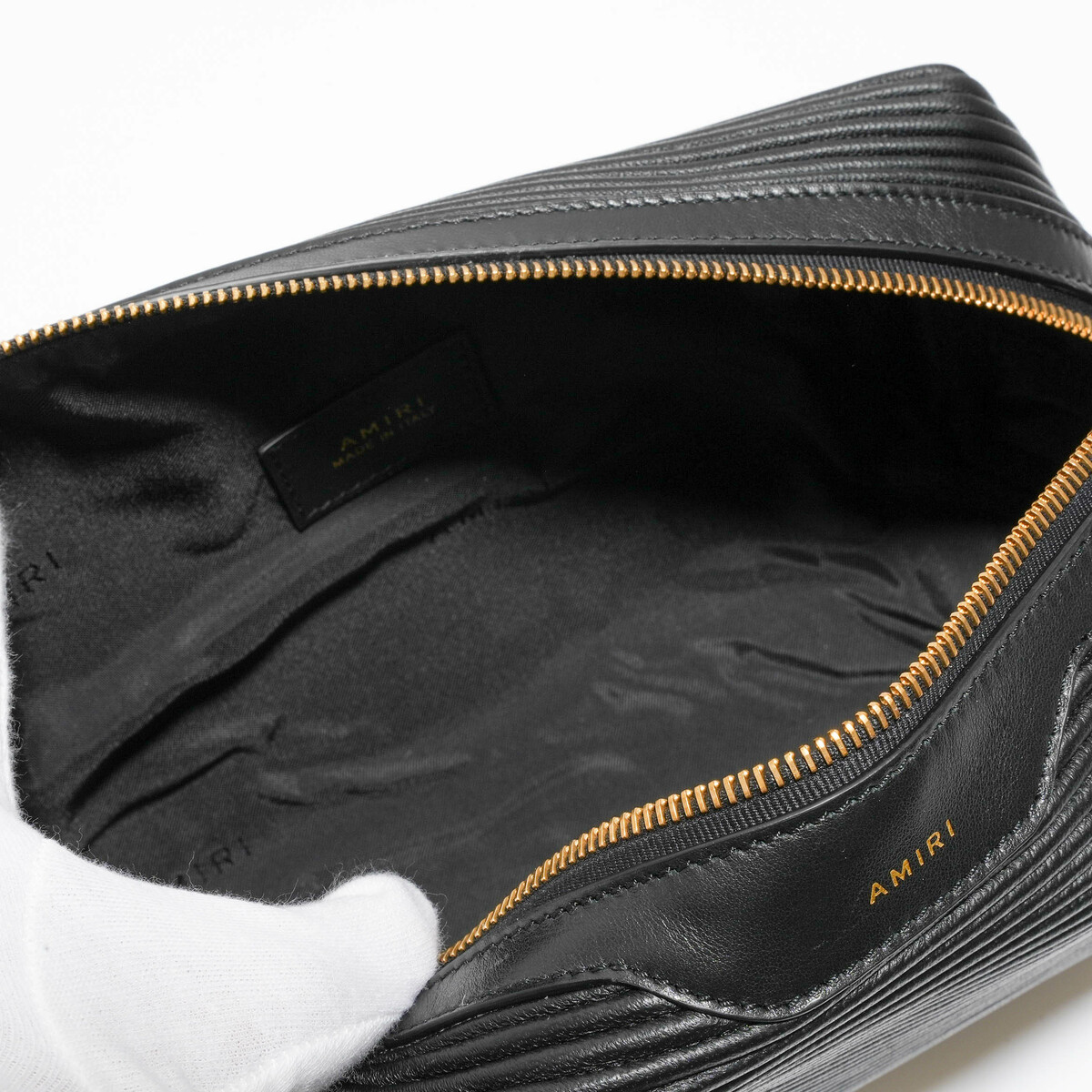 使い勝手の良い 新品 AMIRI NAPPA MX1 PADDED DOPP KIT CASE