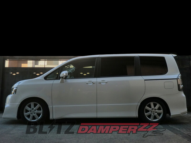 [BLITZ_ZZ-R DSC Plus]ZRR70G_ZRR70W ヴォクシー_2WD(H19/6～H26/1)用ブリッツ車高調フルセット［No：98794］