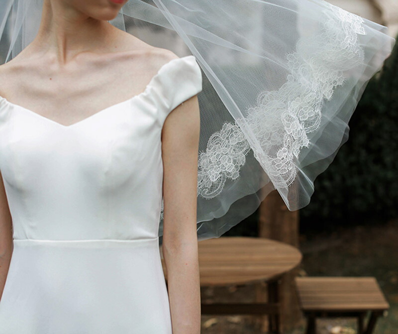 ブライダルベール 恋文 ウェディングベール 結婚式 披露宴 セミロング 手作りベール ベールダウン ベールアップ 淑女 レース付き オフホワイト ふんわり 優雅 ビンテージ 海外撮影 旅行結婚 撮影道具 Devils Bsp Fr