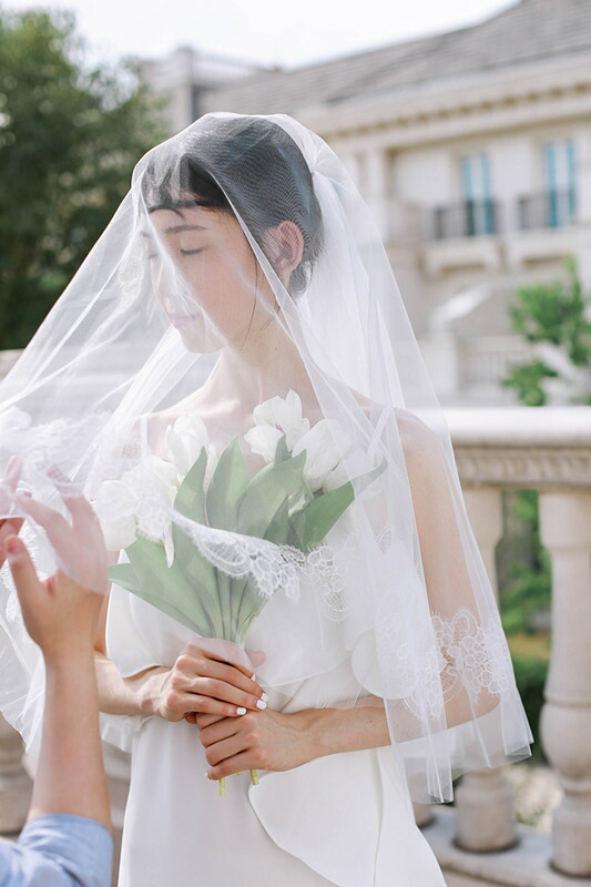 ブライダルベール 恋文 ウェディングベール 結婚式 披露宴 セミロング 手作りベール ベールダウン ベールアップ 淑女 レース付き オフホワイト ふんわり 優雅 ビンテージ 海外撮影 旅行結婚 撮影道具 Devils Bsp Fr