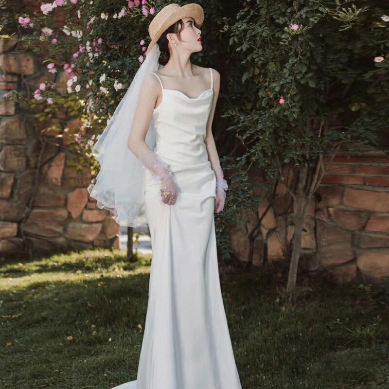 ウェディングドレス シンプル 海外挙式ドレス結婚式 ロングドレス 二次会 花嫁 パーティードレス 前撮りドレス 【オーダーメイドも可能】吊りスカートパーティードレス 披露宴 食事会 ブライダル wedding dress ハネムーンフォト 撮影｜unique weddings