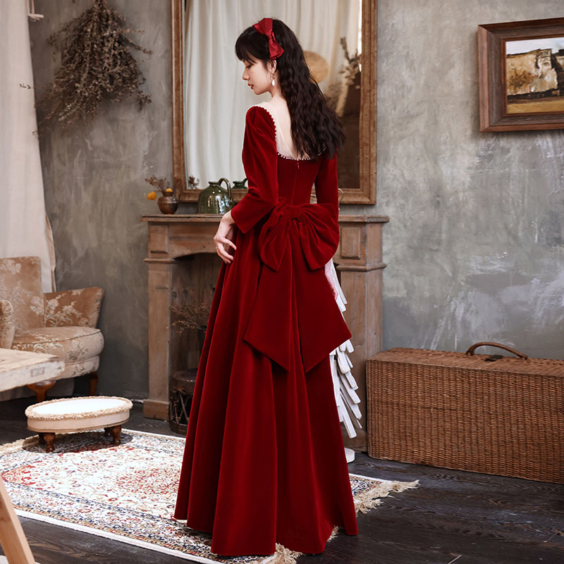 婚礼の儀お召しもの ウェディングドレス 色合いお召しもの カクテルお召しもの 天鵝絨 ブドウ酒赤いこと 長袖 ロング捩り ロングお召しもの 寄り合いお召しもの 告げ知らせる会お召しもの 掻き鳴らす会 手合わせ 彼者誰時お召しもの フォマール 婚礼の儀 二次会 交歓会 音楽会 花嫁御寮 前撮り 後撮り ドレス-レディースファッション