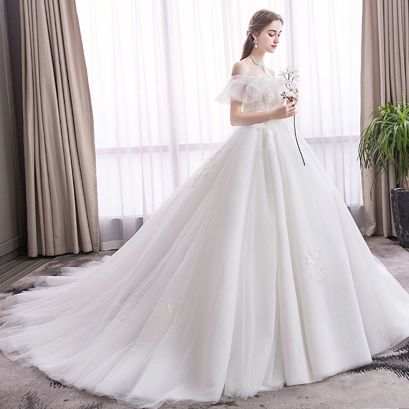 結婚式 花嫁 ウエディングドレス 二次会 wedding dress 上品 ブライダル パーティードレス プリンセス ロングドレス ロングトレーン  オフショルダー お嬢様 刺繍 披露宴 海外挙式 写真撮り用 編み上げ 安いそれに目立つ