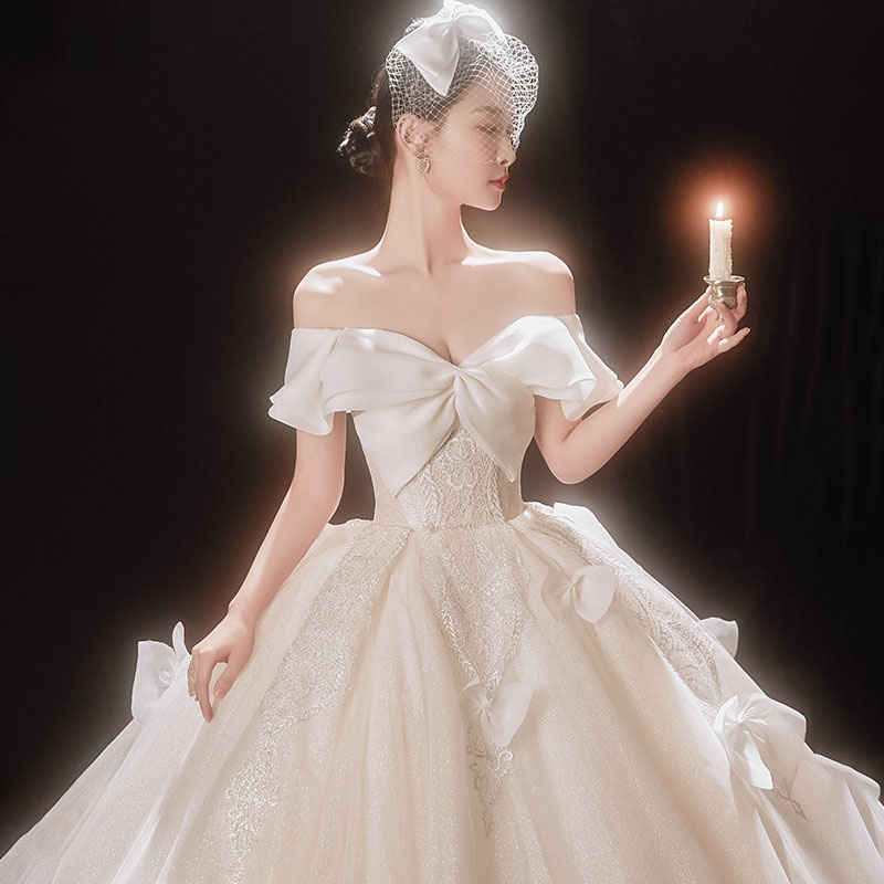 ウェディングドレス プリンセスラインドレス ウエディングドレス 二次会ドレス 花嫁ドレス パーティードレス 披露宴 ブライダルドレス 結婚式 ロング丈 ロングドレス 演奏会 ゴージャス 上品 前撮り エレガント 海外挙式 セミオーダー ボリューム クラシカル 王道 上品