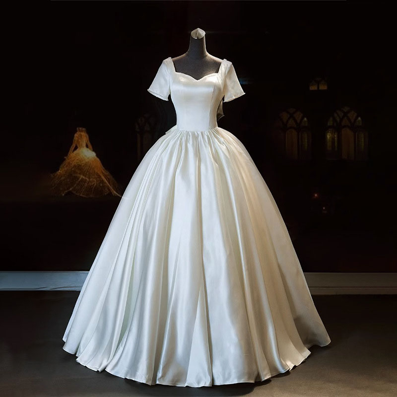 華燭の典御召しもの ウェディングドレス プリンセスラインドレス 二次会御召しもの ロング丈 ロング御召しもの 花嫁御寮御召しもの 象牙色 繻子 華燭の典 華燭の典御召しもの 途轍も無い大きさ 寄り合い 外国で挙式 掻き鳴らす会 半袖 前撮り 交歓会 窈窕たる 虚蝉購入注文 古典的
