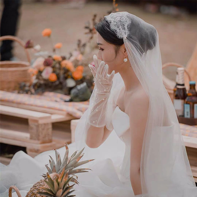 ヨーロッパブランドのブライダル白ドレス　専用ハンガーとカバー付き　ベール付き missswteet1122_km639