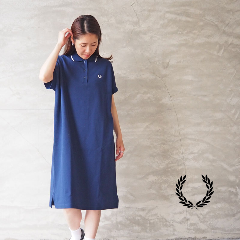 FRED PERRY 襟付きワンピース ロゴ付き ノースリーブ ブルー 