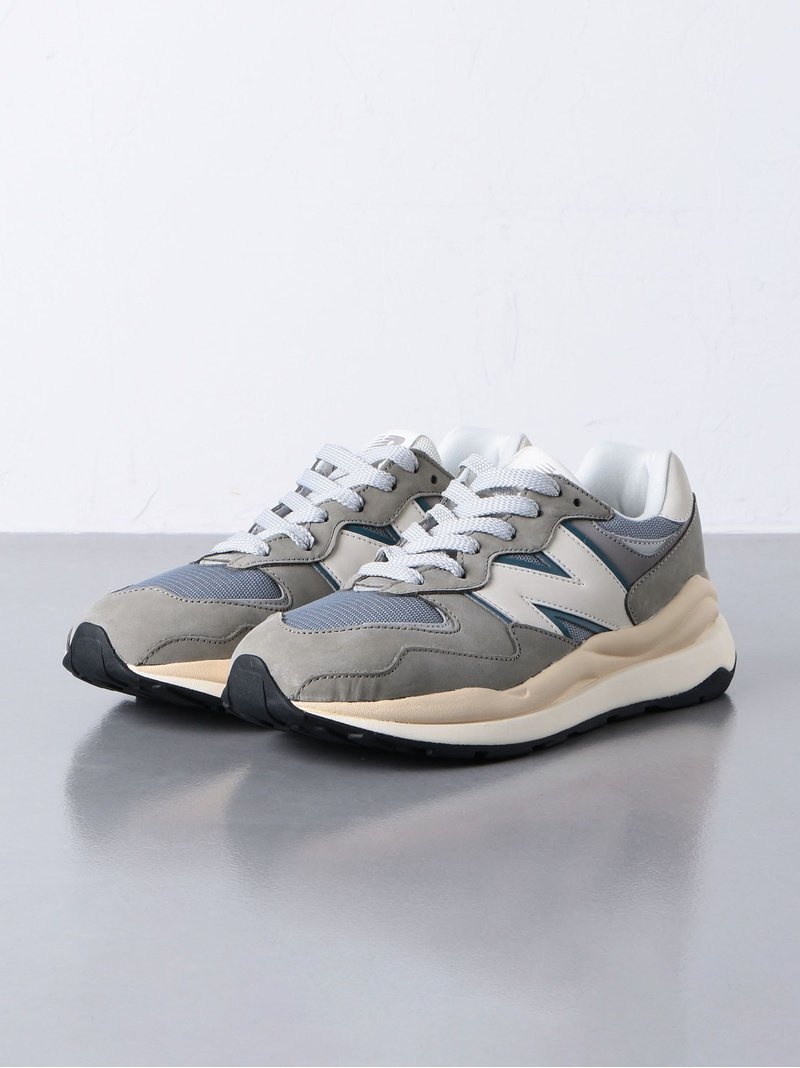 楽天市場】【国内EXCLUSIVE】＜New Balance＞W5740ESA スニーカー