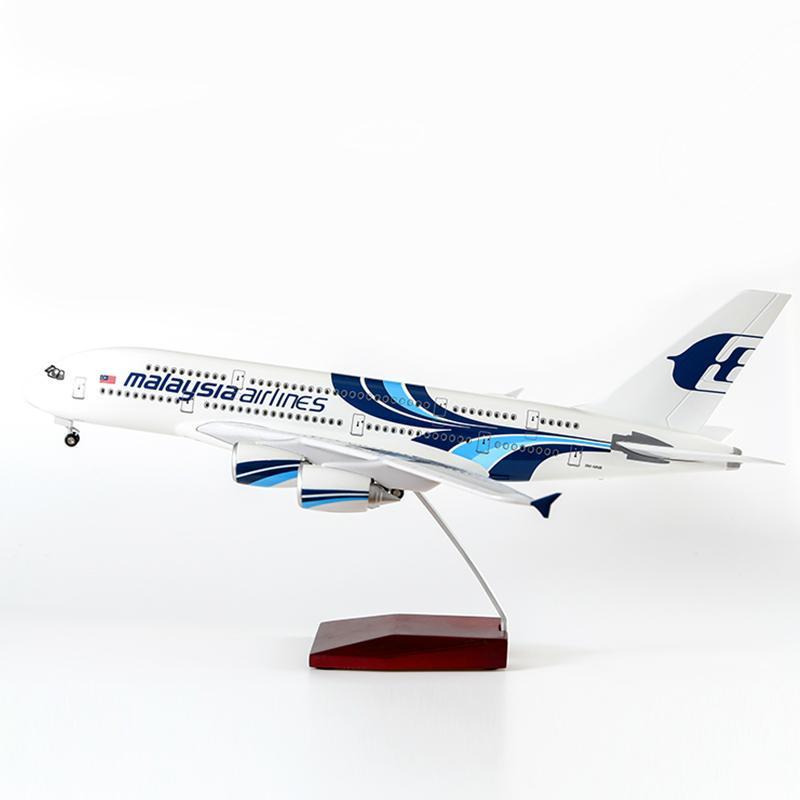 華麗 送料無料 模型飛行機 マレーシア航空 エアバスa380 Led点灯 1 157 スタンド付 飛行機 模型 Led 航空機 エアライン Usbケーブル Usb 飛行機模型 照明 電気スタンド バッテリー内蔵 Smartpipe Com Br