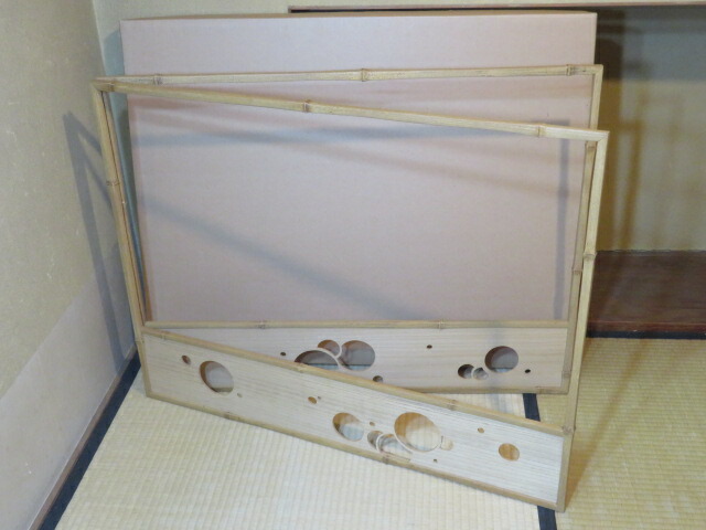 （六月◆大売り出し品）惺斉好写 胡麻竹縁 水玉透 京間用腰張風炉先 片面使USED〈税込・貨物輸送込〉【中古・美品】