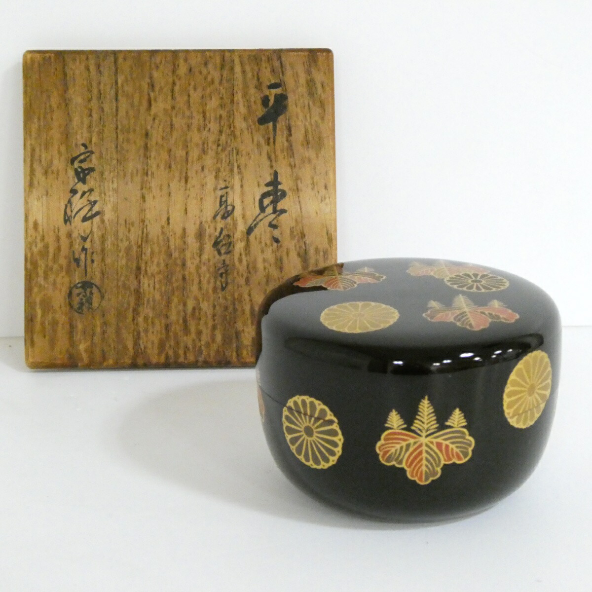 楽天市場】茶道具 ガラス棗 金彩薄青色 新倉晴比古作 : 茶道具