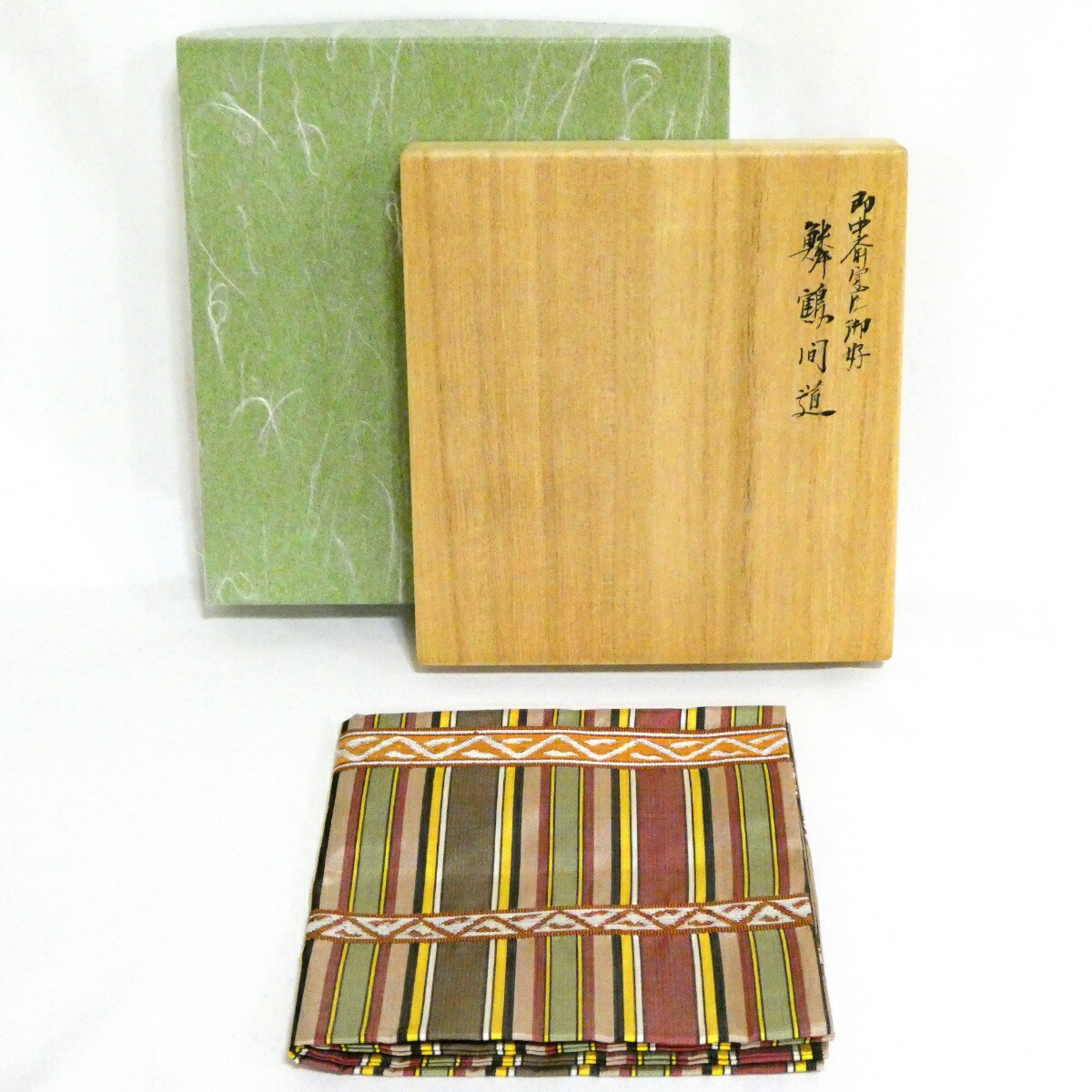 楽天市場】茶道具 出袱紗/出帛紗 出帛紗 而妙斎宗匠御好 鱗鶴竹立涌