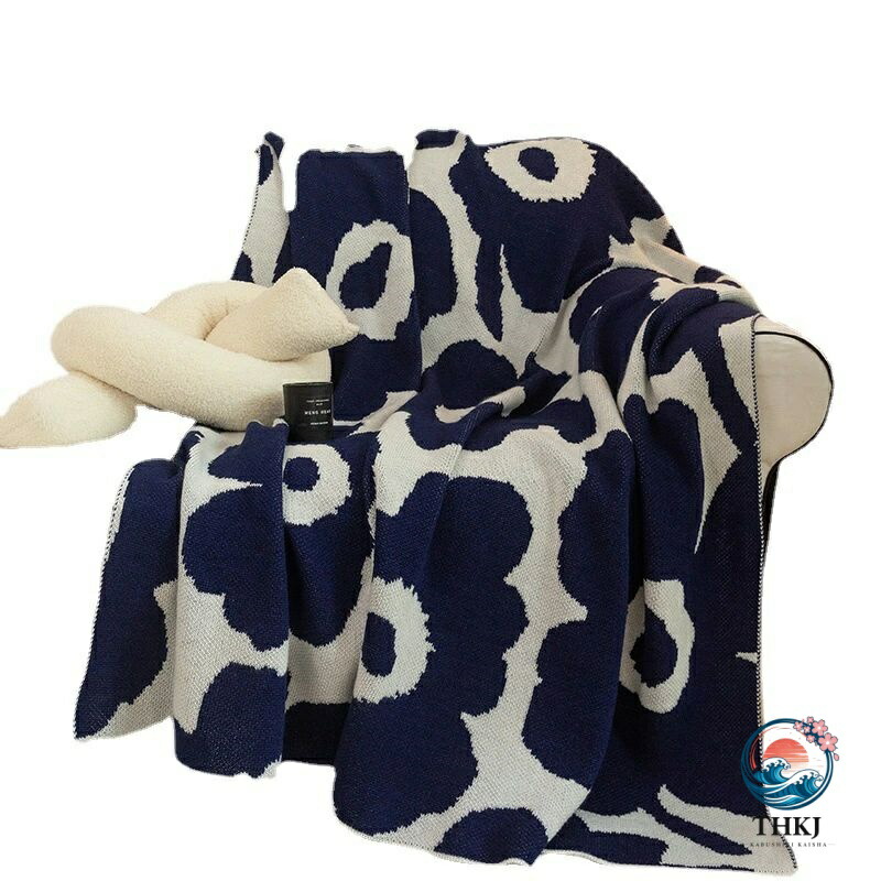 【全品2点で5%OFF】ネイビー 大きな花柄 ニットブランケット 北欧風 オフィス昼寝 ソファカバー マルチカバー