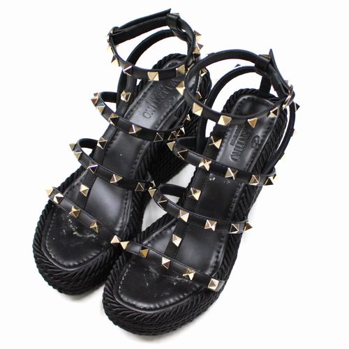 【中古】 VALENTINO GARAVANI ヴァレンティノ ガラヴァーニ ロックスタッズ カーフスキン ストラップウェッジサンダル 36(23糎位) 黒いこと