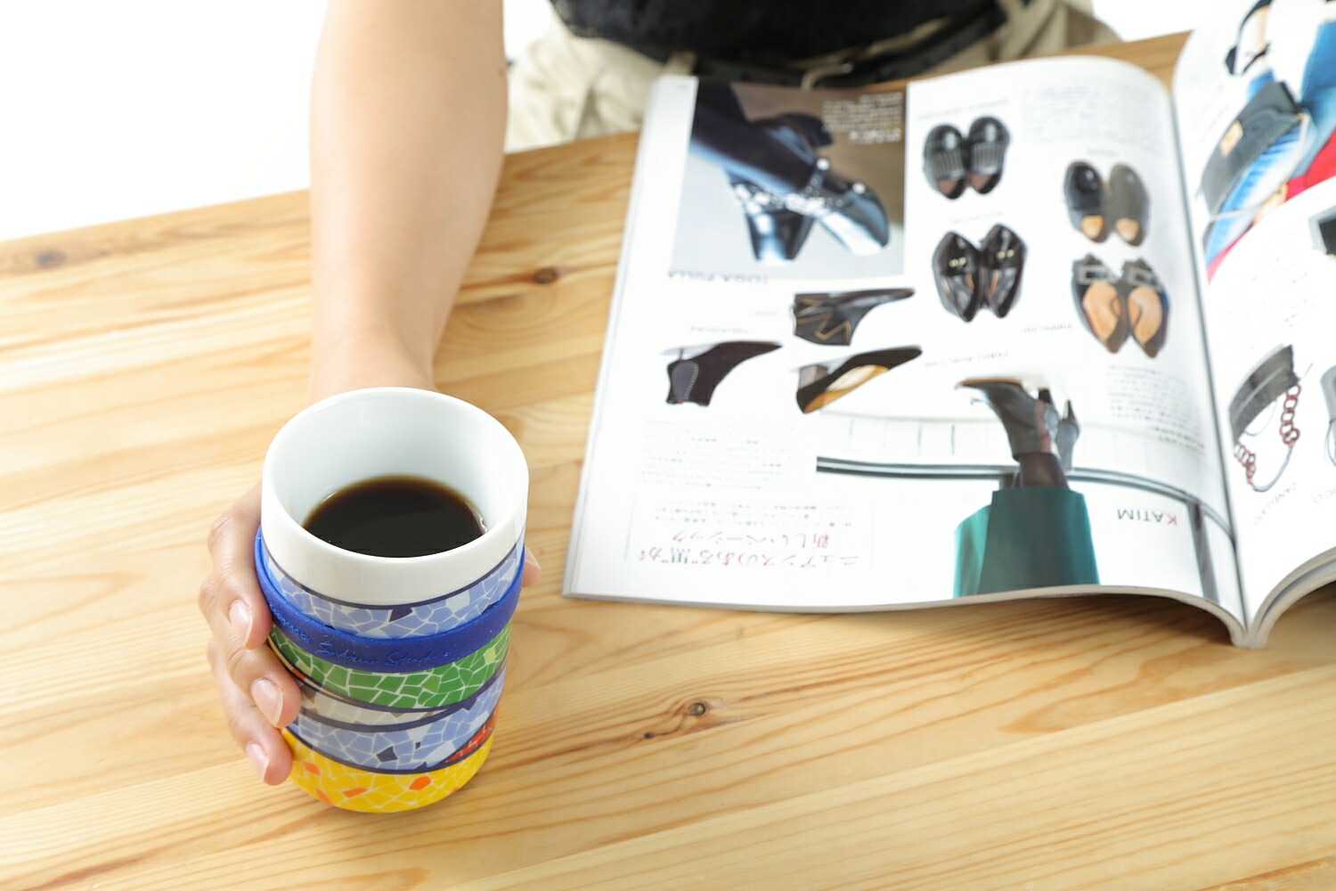 マグカップ 陶器 2重 0ml Po おしゃれ おすすめ お中元 かわいい ギフト コーヒーカップ タンブラー ダブルウォール ブランド プレゼント ポー マグ 人気 保冷 保温 北欧風 実用的 正規代理店 湯のみ 結露がつきにくい 電子レンジ 食洗機対応 高評価 0ml