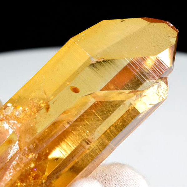 ◆Arkansas◆ タンジェリンオーラ 結晶 原石 アメリカ・アーカンソー州産 【約64g】 ポイント｜ミニクラスター｜蒸着水晶｜オーラクォーツ｜天然水晶｜tangerine aura｜原石｜単結晶｜ポイント｜クラスター｜天然石｜パワーストーン｜ ■39ショップ■300