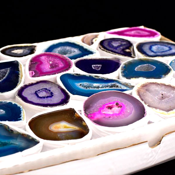 ブラジル産　アゲート　4.2キロ　瑪瑙　鑑賞石　石　置物　オブジェ　インテリア アゲートジオード クォーツクラスター in メノウ（瑪瑙）ノジュール