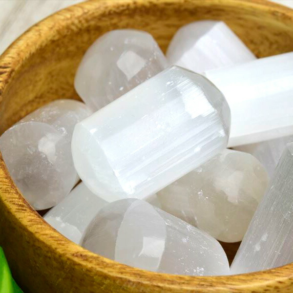 楽天市場】セレナイト キャッツアイセレナイト モロッコ産 スパイラル