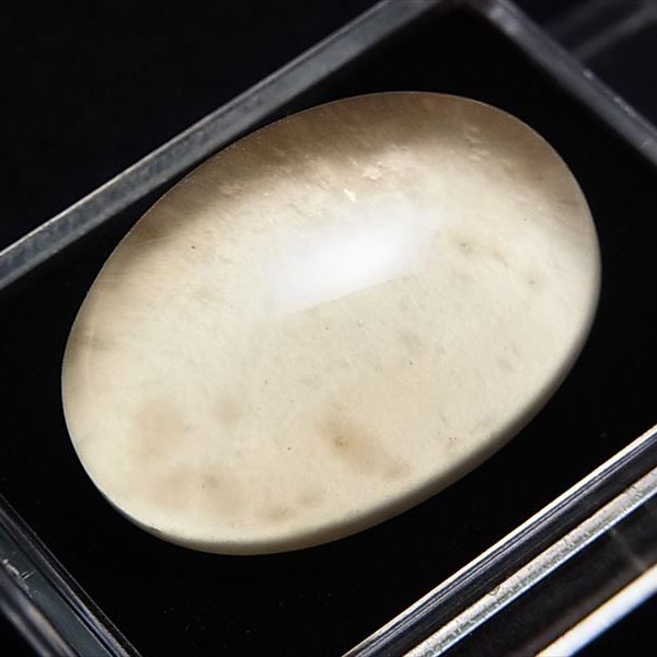 楽天市場】ホワイトガーデンクォーツ カボション ルース タンブル