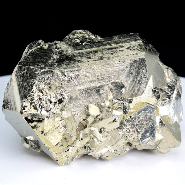 楽天市場】パイライトインクォーツ 最高級 AAAAA◇黄鉄鉱入り水晶◇ 丸