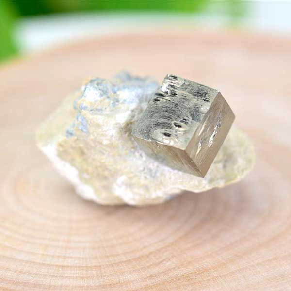 楽天市場】ライオライト ワンダーストーン 特大 キューブ型 置物