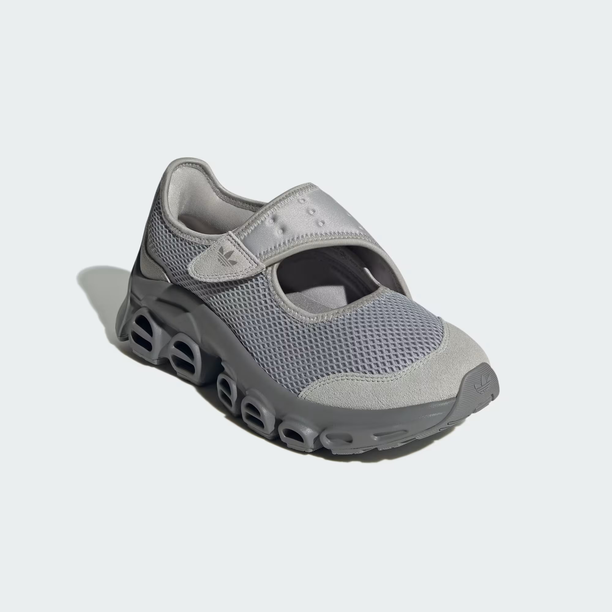アディダス アディフォーム MEGAJANE adidas adiFOM MEGAJANE W JH7556｜UPTOWN　Deluxe