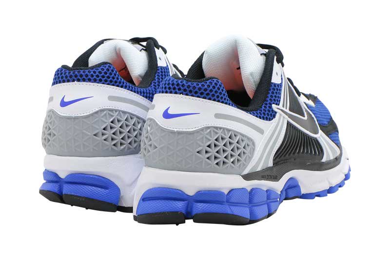 今月限定 特別大特価 Nike Zoom Vomero 5 Se Spナイキ ズーム ボメロ 5 Se Spwhite Racer Blue Sail Metalic Silver Wolf Grey 希少 Www Consulacam Marseille Fr