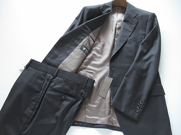 新品スーツA6 五大陸 エルメネジルド・ゼニア 最高級ウール 秋冬 未使用 新品スーツA6 五大陸 エルメネジルド・ゼニア 最高級ウール 秋冬 未