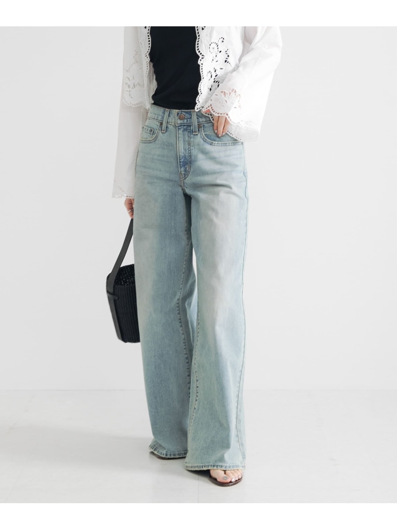 Levi's