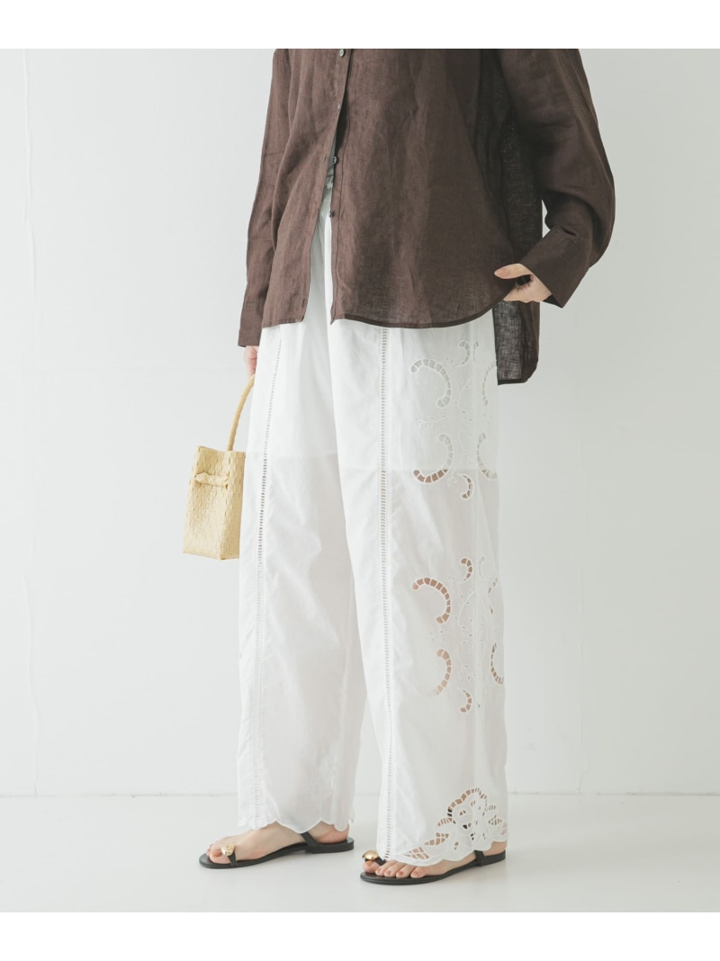 【SALE／30%OFF】カットワークレースイージーパンツ URBAN RESEARCH アーバンリサーチ パンツ その他のパンツ ホワイト ブラック【RBA_E】【送料無料】[ Fashion]｜URBAN RESEARCH／アーバンリサーチ