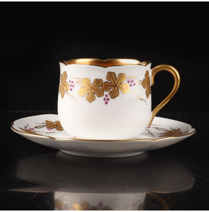 大倉陶園 金彩葡萄花器 箱付 大倉陶園【金蝕ぶどう】花瓶 花器 36cm